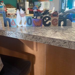 Halloween table decor